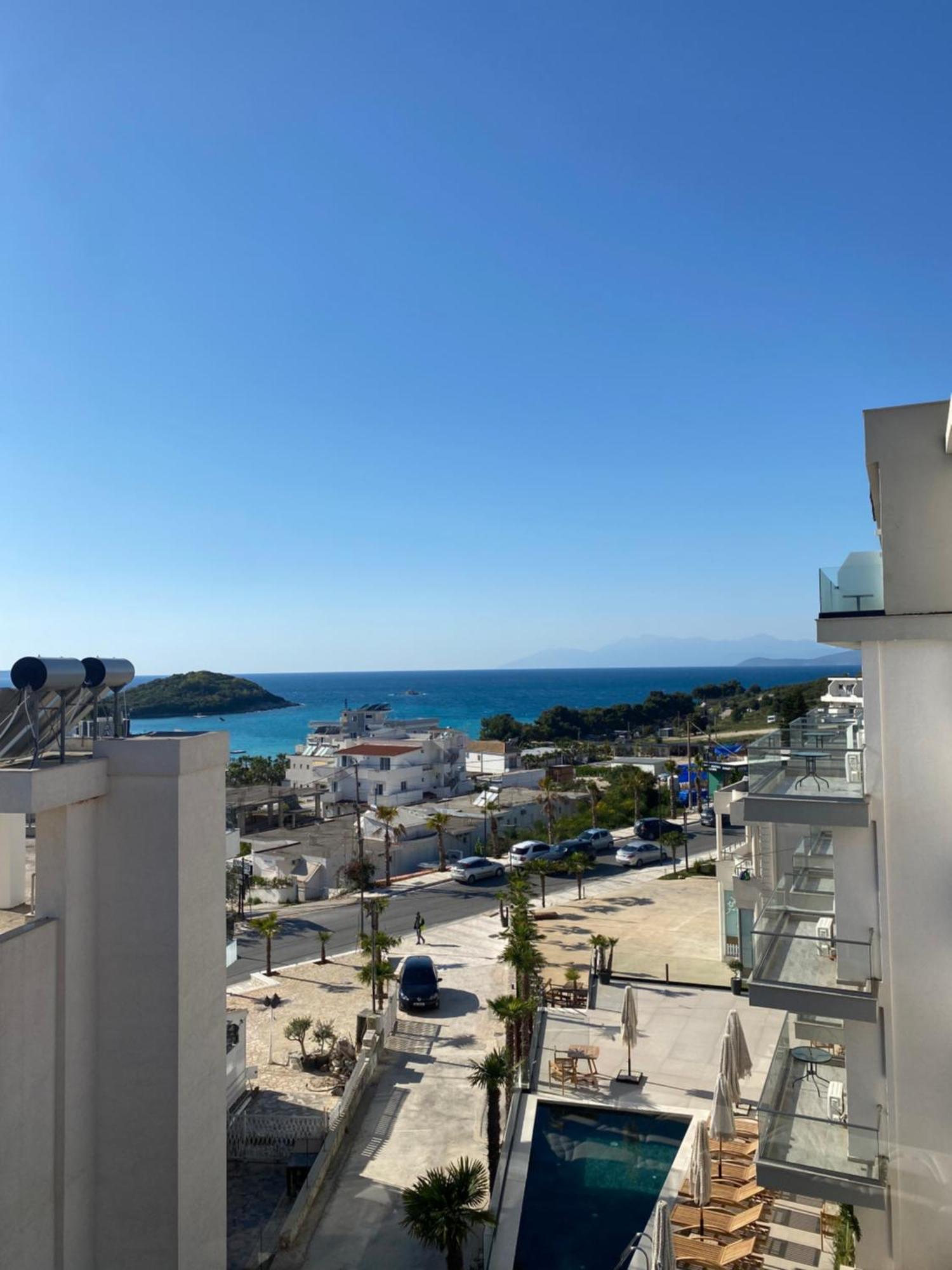 Hotel Marku Ксамил Екстериор снимка